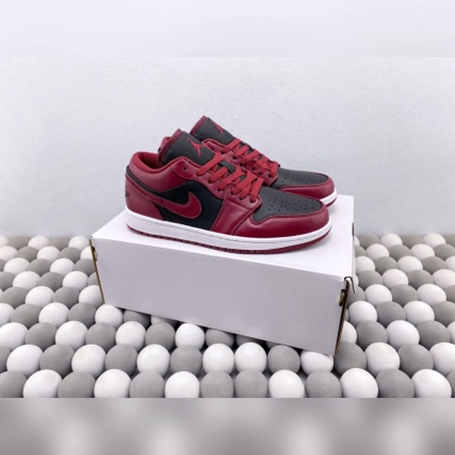 Jordan 1 Low Dark Red Black White