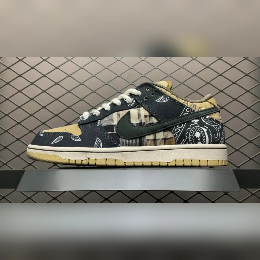Nike Dunk Low Black Paisley Plaid Tan