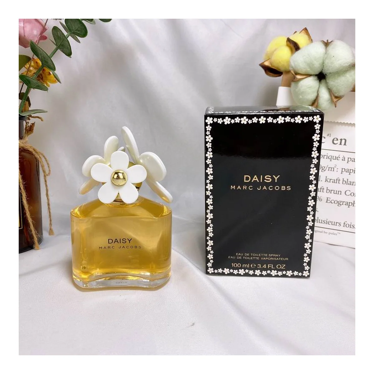 Marc Jacobs Daisy